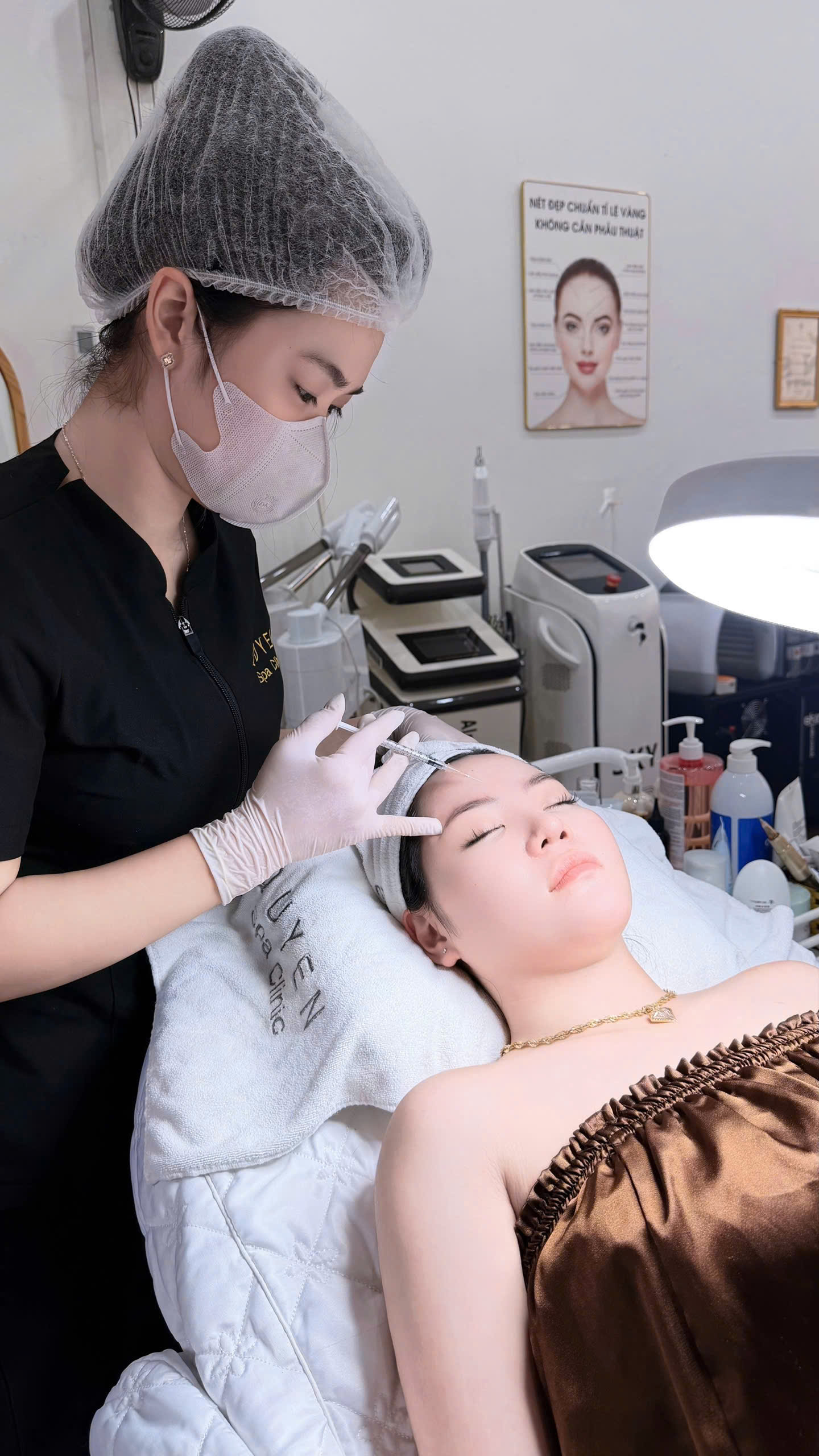 Tiêm Filler chuyên nghiệp tại Quyên Spa